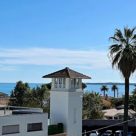 3 Etoiles Vue - Terrasse - Валлорис